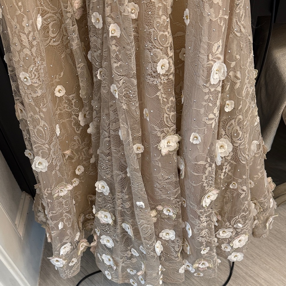 Mac Duggal Cream Floral Long Sleeve Dress - Picture 7 of 7